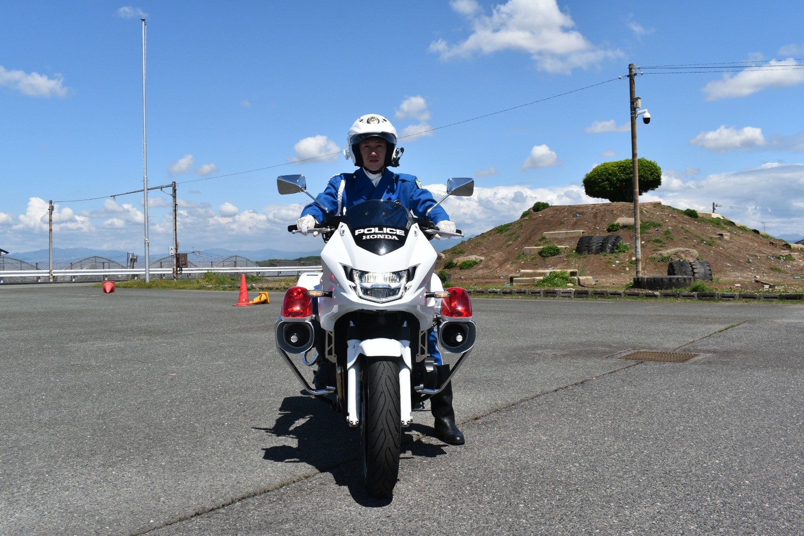 競技に臨む白バイ隊員